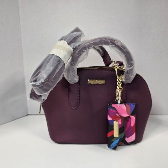 NWT Bordeaux Color Trina Turk Tote/Shoulder Bag w/ Coin Purse attached - Picture 2 of 15